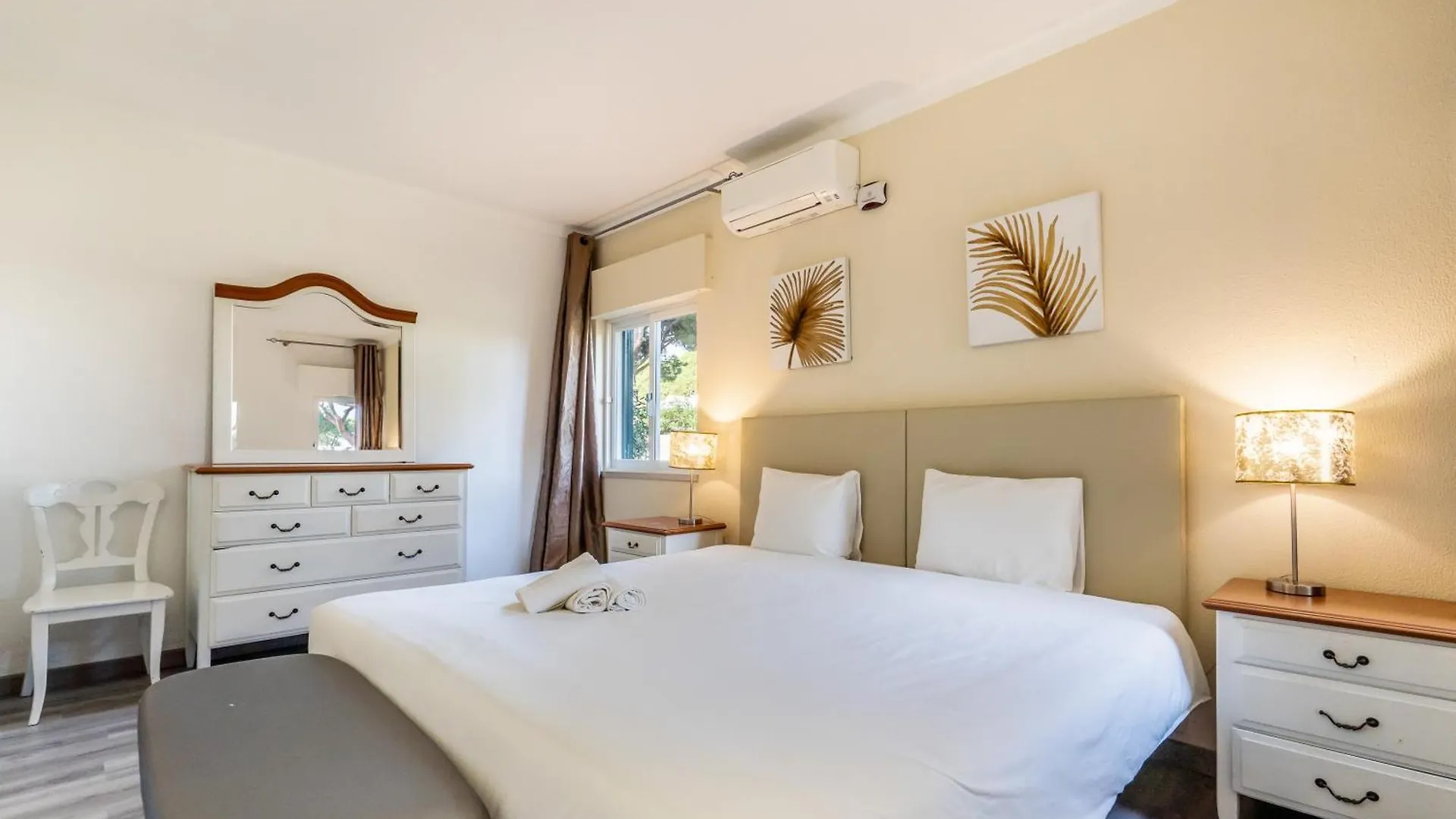 Villa Home Out Golf - Vilamoura Algarve - 7 Rooms & Pool