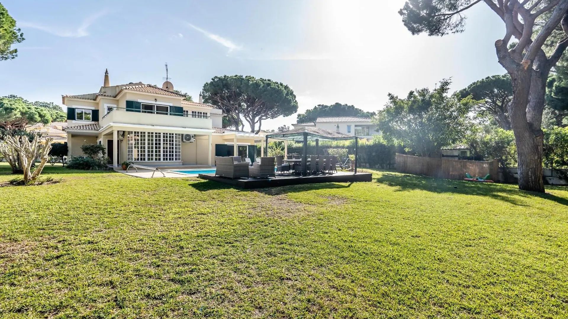 Home Out Golf - Vilamoura Algarve - 7 Rooms & Pool 0*,  Portugal