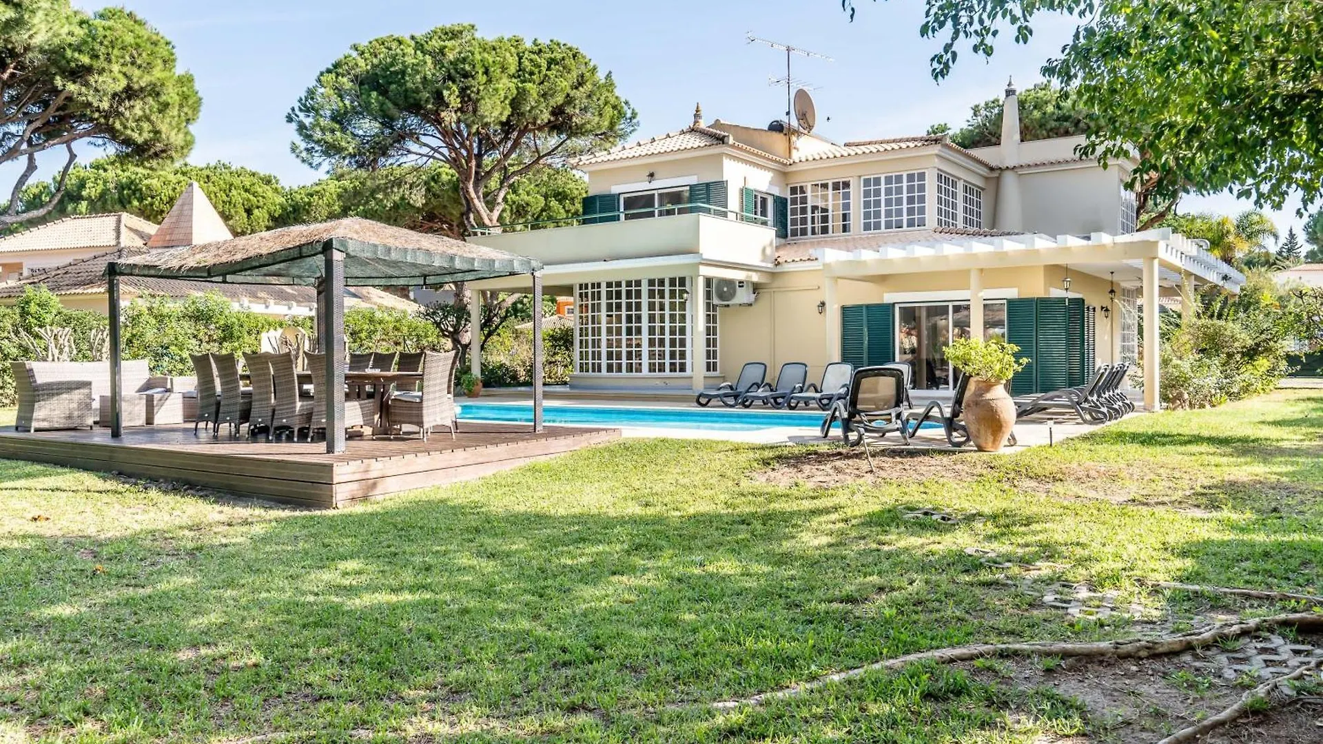 Home Out Golf - Vilamoura Algarve - 7 Rooms & Pool