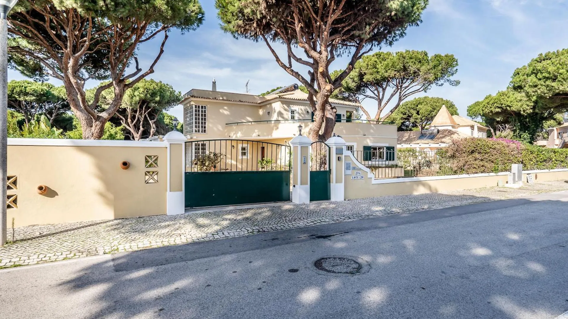 Home Out Golf - Vilamoura Algarve - 7 Rooms & Pool Villa